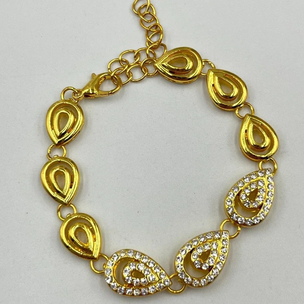 Retro Gold Tone Crystal Teardrop Jewelry Set - Ring‎ Bracelet Earrings 4pc
